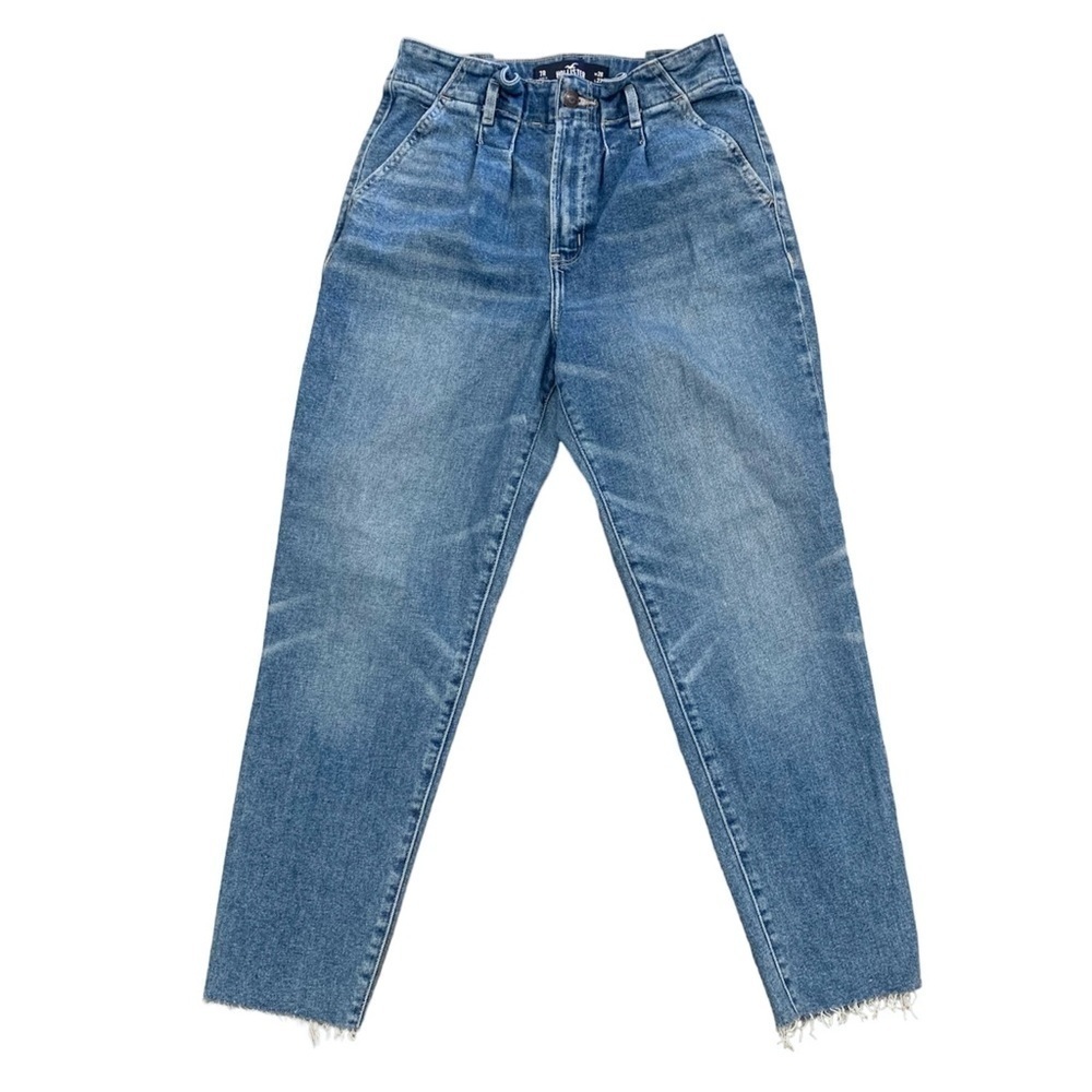 Women’s Hollister ultra high rise Mom jeans